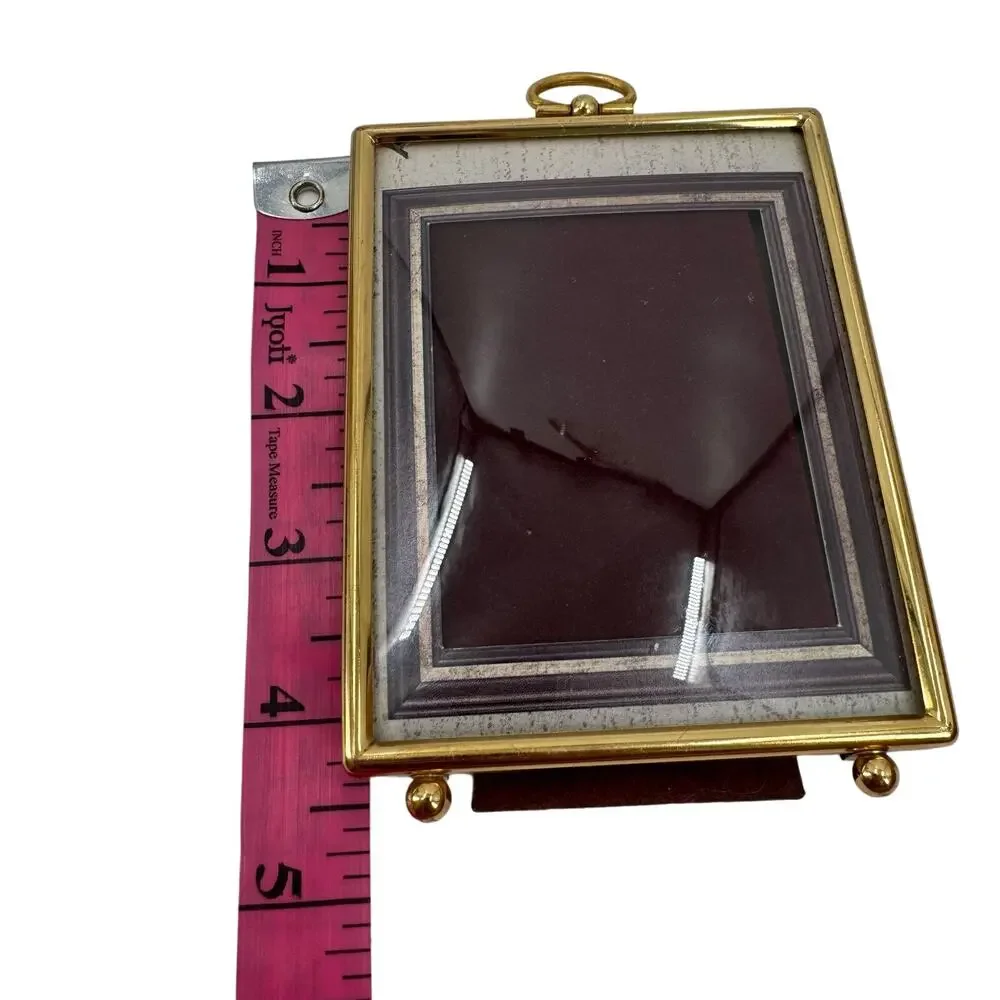Vintage retro gold Picture 3 X 4  frame